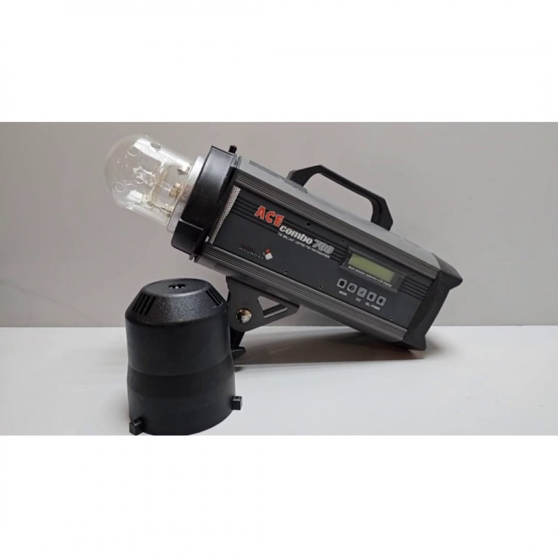 Студийная вспышка Hyundae Photonics Combo 700