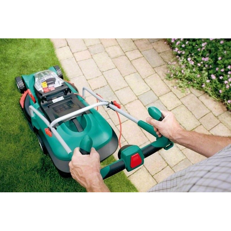 Газонокосилка аккумуляторная Bosch Rotak 32 LI (0.600.885.D06)